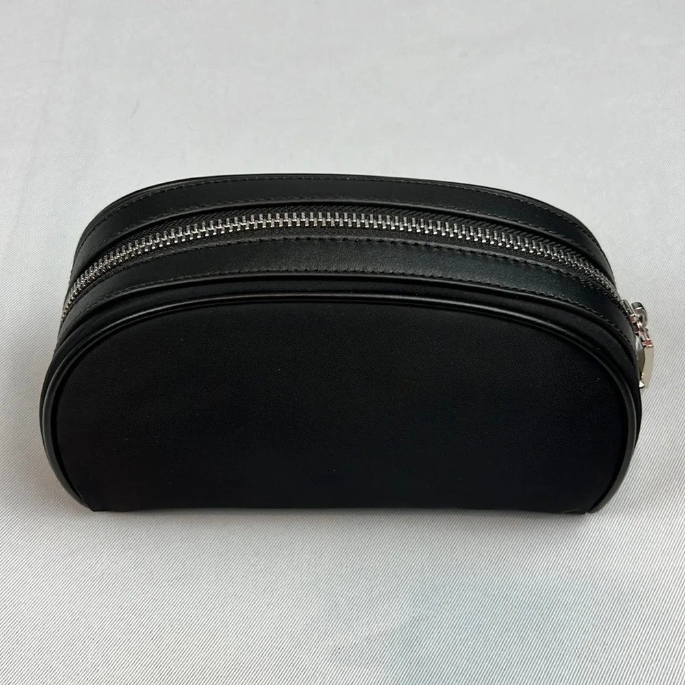 NWOT Cartwright The Clam Luxury Lockable‎ Bag